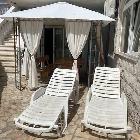 Apartments Villa Dalmatina Vodice Exterior foto