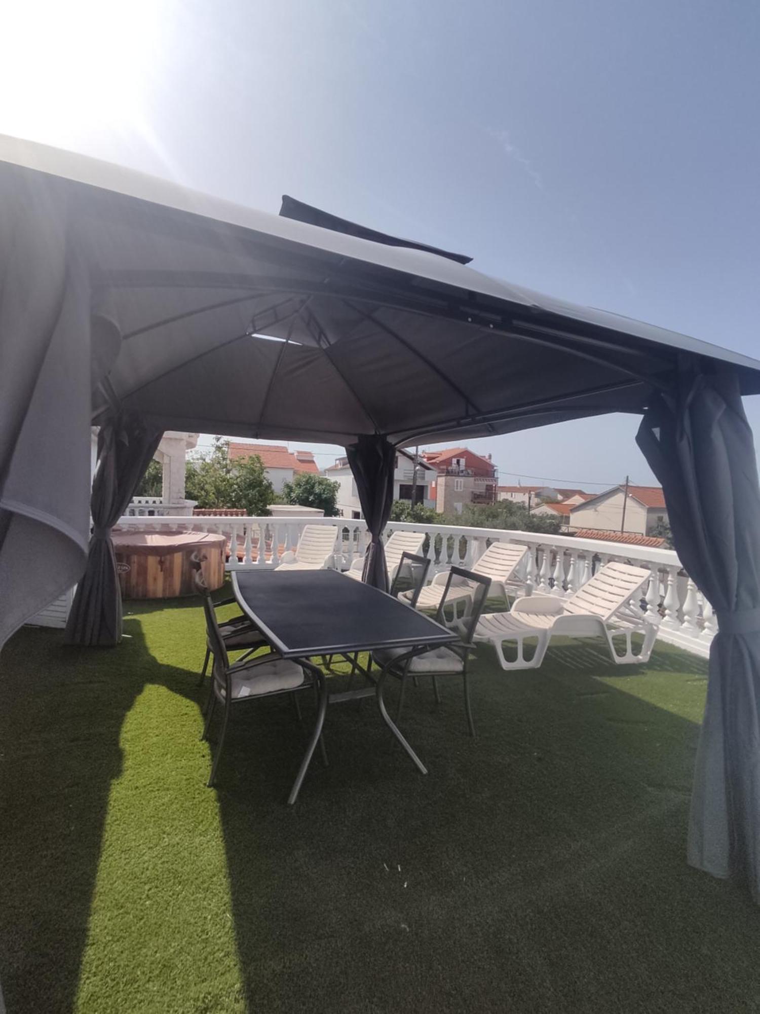 Apartments Villa Dalmatina Vodice Zimmer foto